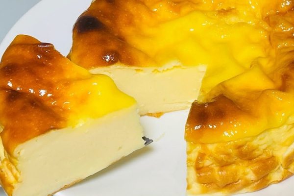 Khám phá 7 Cách Làm Bánh Sữa Chua Cực Dễ, Béo Mịn Ai Cũng Mê
