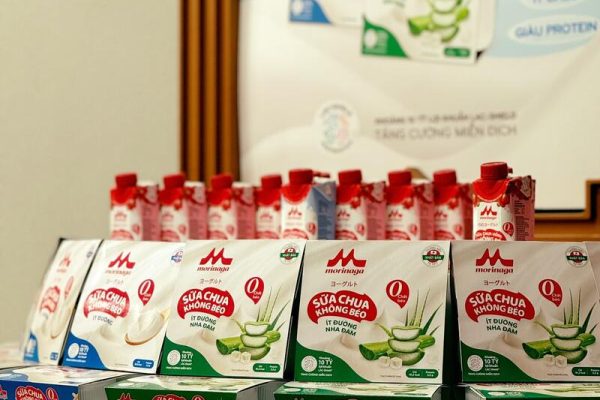 Cách Làm Sữa Chua Dầm Hoa Quả: Ngọt Mát, Đơn Giản, Ai Cũng Mê!