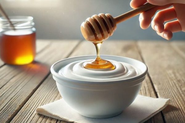 Sữa Chua Và Mật Ong: Tuyệt Chiêu Kết Hợp Tăng Cường Sức Khỏe Bạn Cần Biết 
