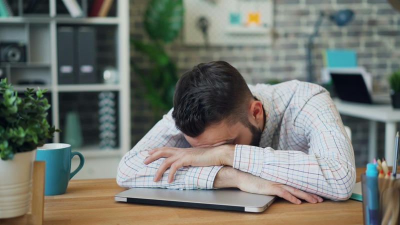 Thiếu sắt khiến cơ thể thiếu oxy, mệt mỏi và suy nhược