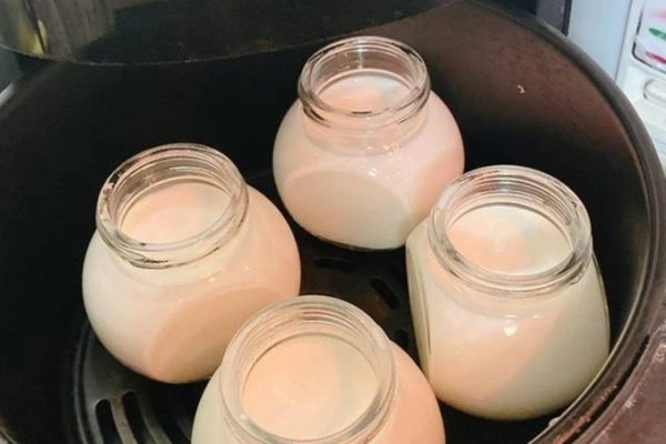 Cách Làm Sữa Chua Tại Nhà: Công Thức Chi Tiết, Dễ Thực Hiện