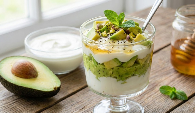 Bơ với sữa chua là món ăn bổ dưỡng, tốt cho tim mạch