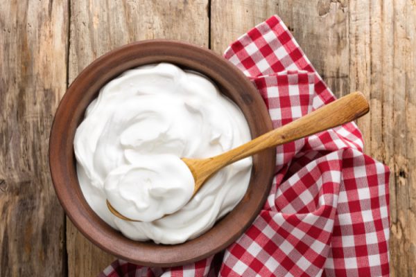 Lưu Ngay Cách Làm Sữa Chua Hy Lạp Thơm Ngon, Dẻo Mịn Tại Nhà