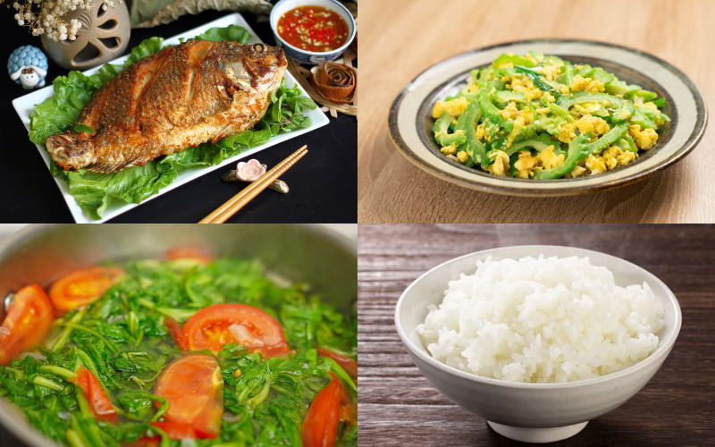 Bữa trưa cơm nhà với cá chiên giòn, mướp xào trứng, canh rau nấu cà chua và cơm trắng đầy đủ dinh dưỡng